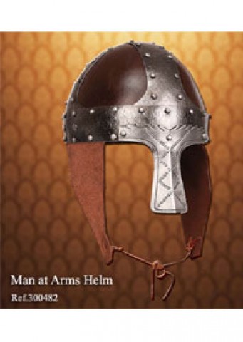 MAN AT ARMS CASCO NORMANDO